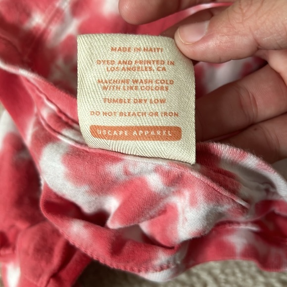 U of Tampa, tied-dyed, long sleeve crop top - Picture 4 of 5